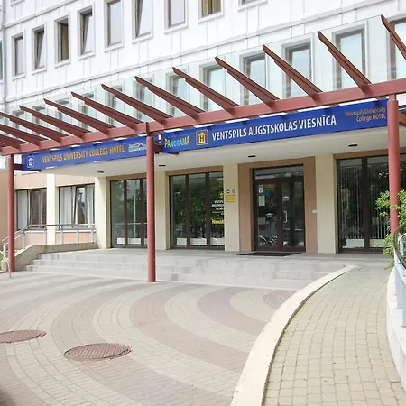Augstskolas Viesnica *